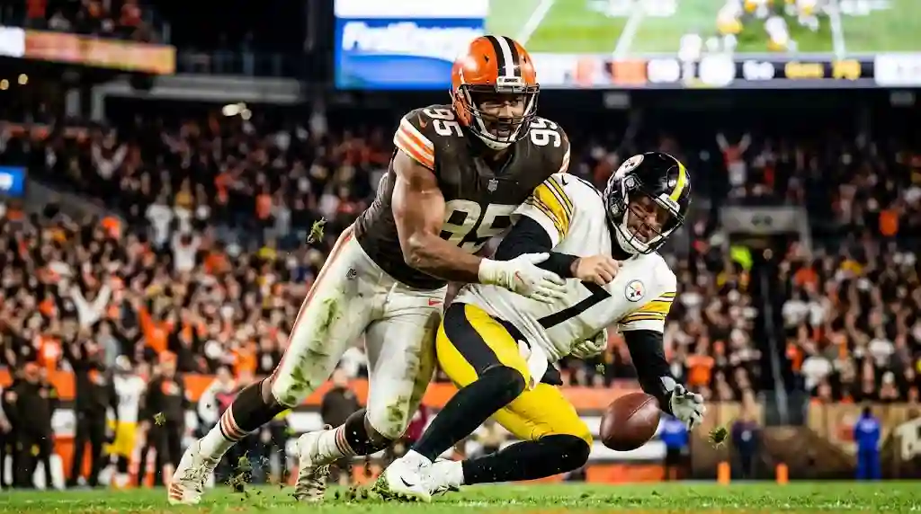 myles garrett sacks